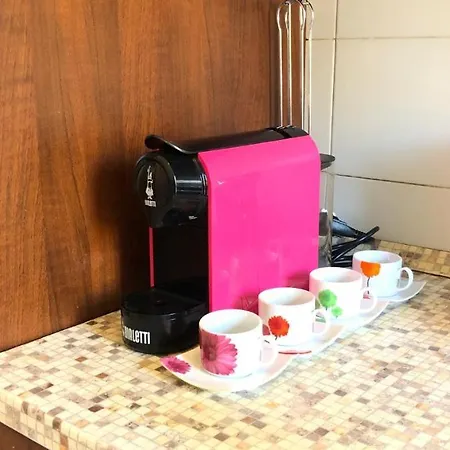 Moderno Vicino Stazione E Centro Citta